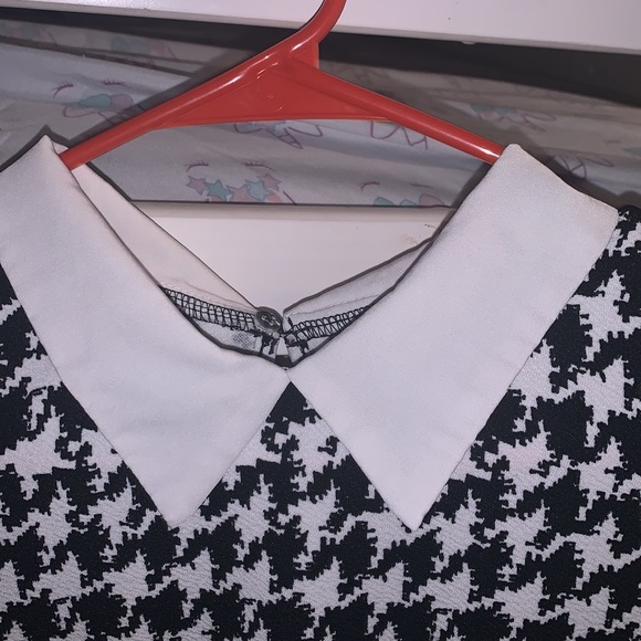 Black and white printed dress - Picture 2 of 3